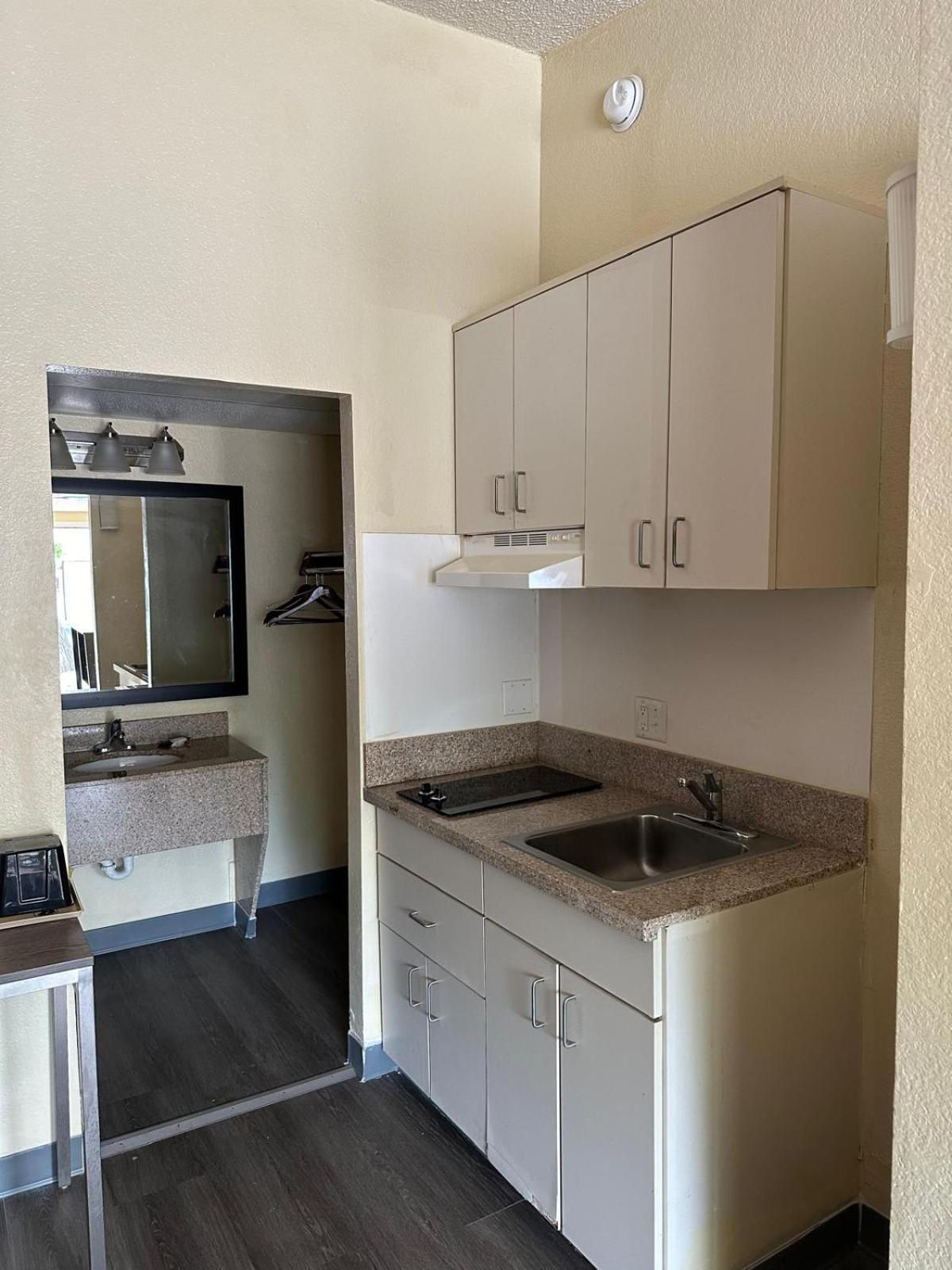 Amerivu Inn & Suites-Extended Stay Aberdeen Экстерьер фото